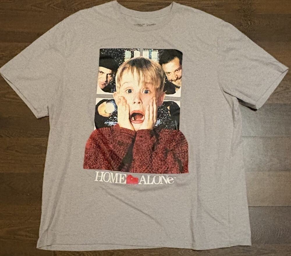 Home Alone Movie T-shirt Kevin McCallister Size Large 2016 Promo Sz XL